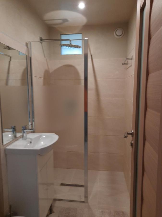 Home Uranus Брашов Экстерьер фото