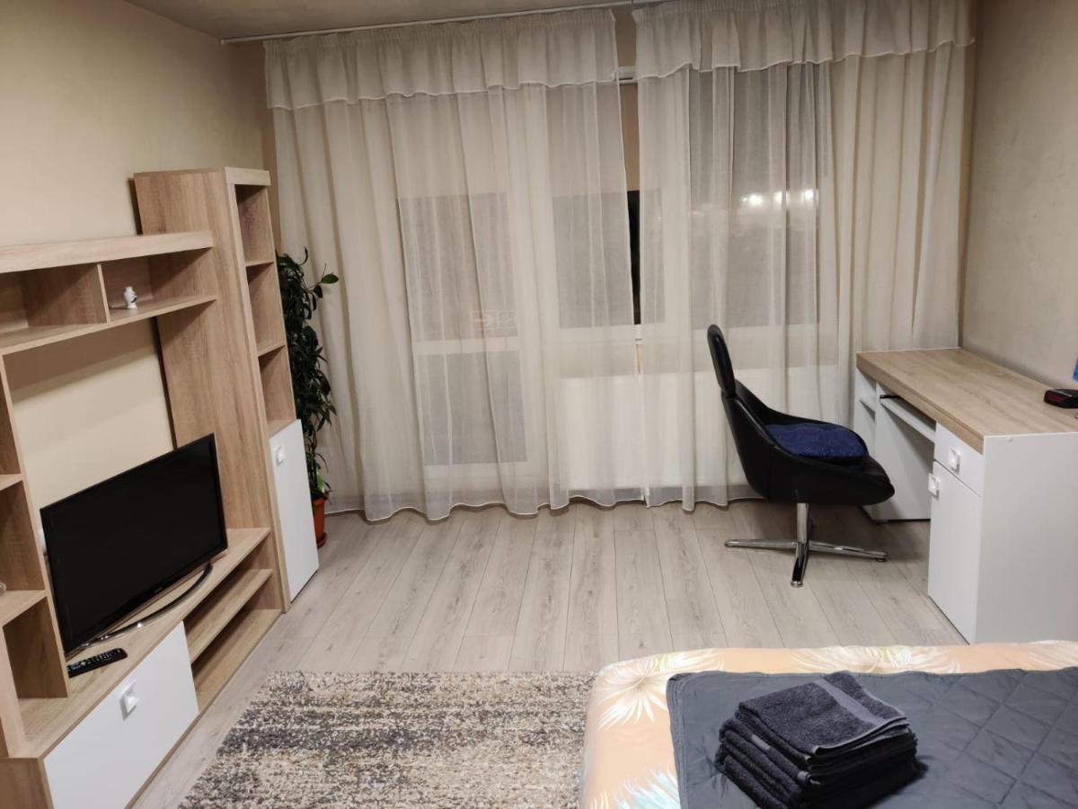 Home Uranus Брашов Экстерьер фото
